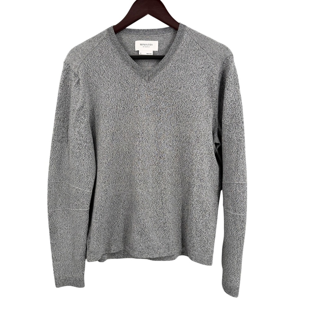 Ministry of Supply Sweater Medium Gray V-Neck Long Sleeve Performance Knit